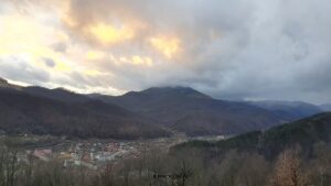 Prin Transilvania sau țara de peste pădure